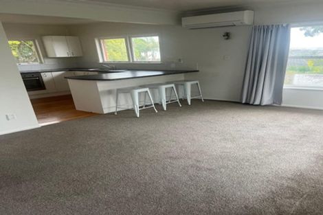 Photo of property in 3/375 Lake Road, Hauraki, Auckland, 0622