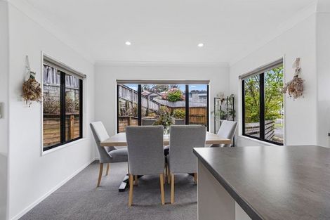 Photo of property in 14 Derbyshire Place, Dinsdale, Hamilton, 3204