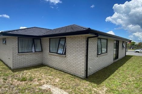 Photo of property in 49 Plover Street, One Tree Point, 0118