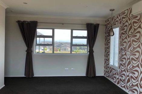 Photo of property in 11 Dulverton Rise, Flagstaff, Hamilton, 3210