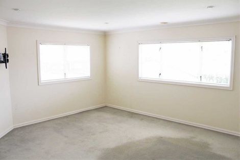 Photo of property in 12b Karetu Road, Greenlane, Auckland, 1051
