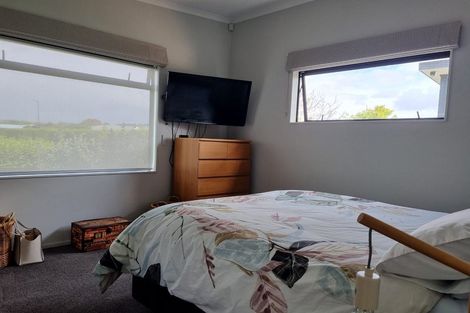 Photo of property in 28 Tuscan Lane, Martinborough, 5711