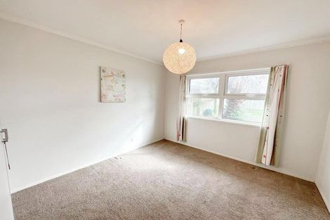 Photo of property in 5 Glenmore Road, Sunnyhills, Auckland, 2010