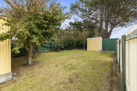 Photo of property in 31 Manuka Street, Castlecliff, Whanganui, 4501