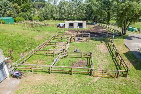 Photo of property in 82 Gary Road, Peka Peka, Otaki, 5581