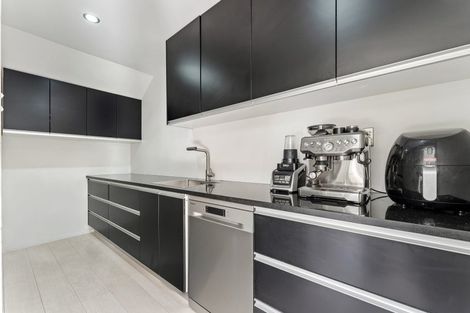 Photo of property in 18 Bella Vista Drive, Gulf Harbour, Whangaparaoa, 0930