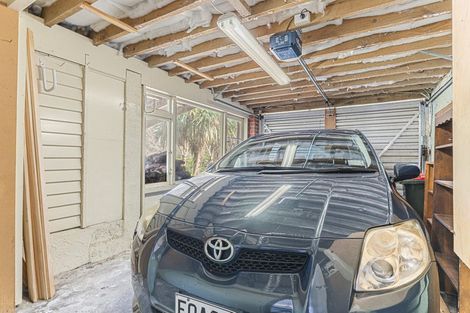 Photo of property in 178 Huatoki Street, Upper Vogeltown, New Plymouth, 4310