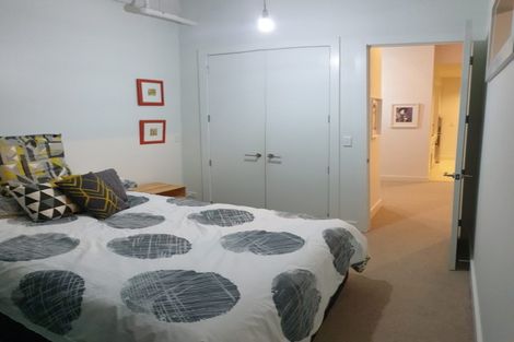 Photo of property in Scotia Tower Apartments, 8f/8 Scotia Place, Auckland Central, Auckland, 1010