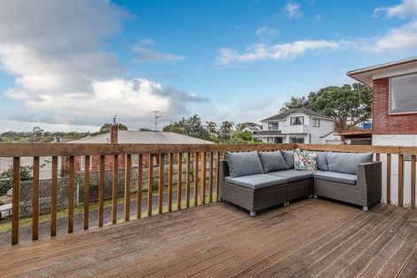 Photo of property in 2/70 Beresford Street, Bayswater, Auckland, 0622