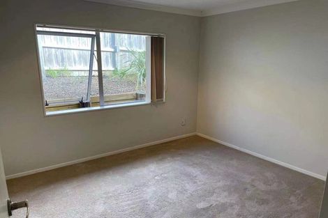 Photo of property in 18 Mural Place, Greenhithe, Auckland, 0632