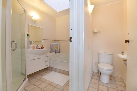 Photo of property in 2/12 Ramsgate Terrace, Mairangi Bay, Auckland, 0630
