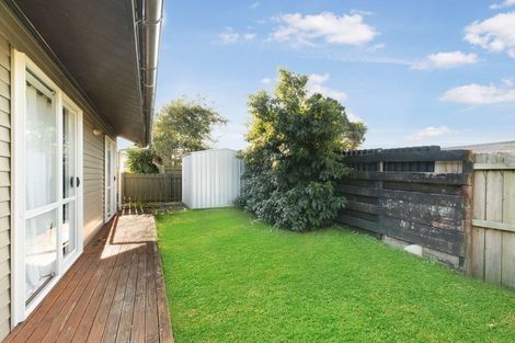 Photo of property in 6a Stella Place, Manurewa, Auckland, 2102