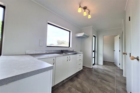 Photo of property in 2/8 Olive Crescent, Papatoetoe, Auckland, 2025