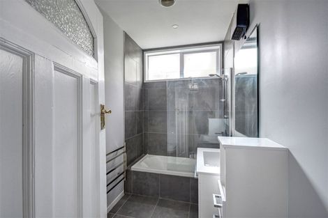 Photo of property in 28 Murray Street, Caversham, Dunedin, 9012