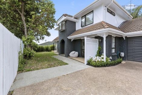 Photo of property in 2/1 Bruce Street, Northcote Point, Auckland, 0627