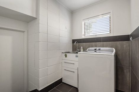 Photo of property in 86 Becroft Drive, Forrest Hill, Auckland, 0620