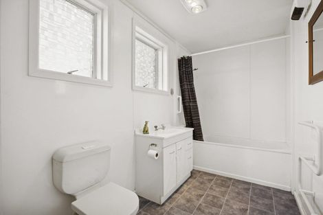 Photo of property in 156 Brockville Road, Brockville, Dunedin, 9011