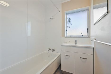 Photo of property in 30b Hooker Avenue, Bryndwr, Christchurch, 8053