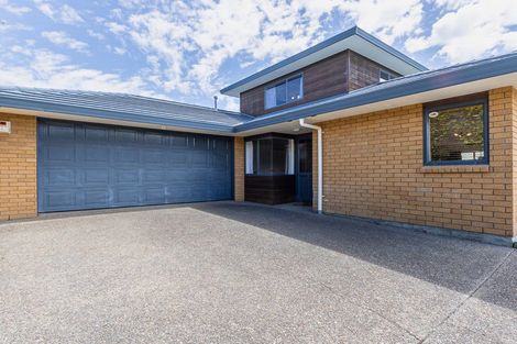 Photo of property in 14 Barrett Drive, Waikanae Beach, Waikanae, 5036