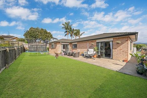 Photo of property in 5b Chelmsley Avenue, Henderson, Auckland, 0612