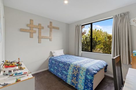 Photo of property in 91 Penruddock Rise, Westmorland, Christchurch, 8025