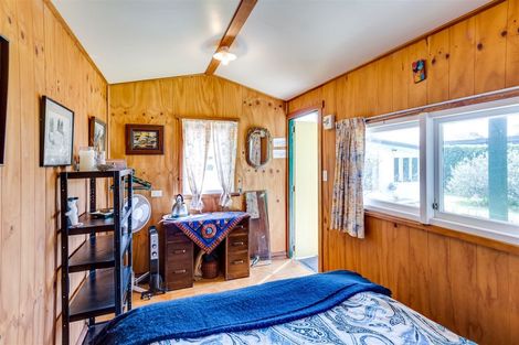 Photo of property in 35 Airini Road, Waimarama, Havelock North, 4294