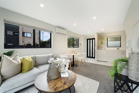 Photo of property in 3/137 View Road, Sunnyvale, Auckland, 0612