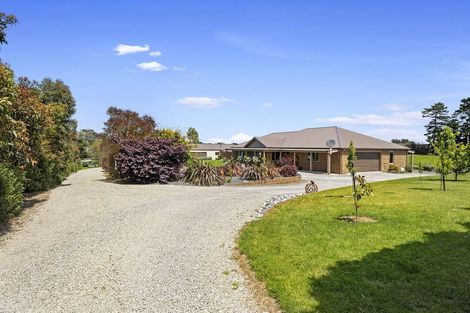 Photo of property in 32 Arthur Road, Paraite, New Plymouth, 4373