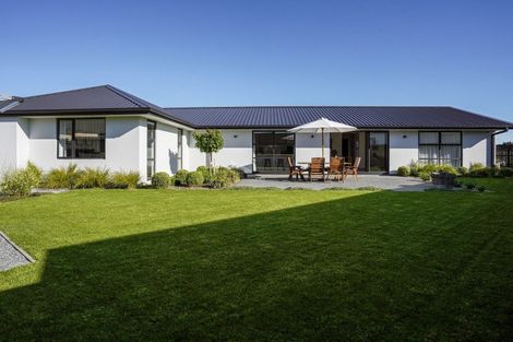 Photo of property in 8 Hotere Street, Rangiora, 7400