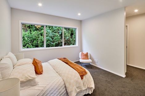 Photo of property in 5 Pakura Place, Wainuiomata, Lower Hutt, 5014