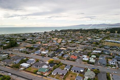 Photo of property in 25 Endeavour Street, North New Brighton, Christchurch, 8083