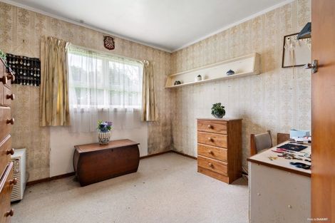 Photo of property in 104 Taikata Road, Te Atatu Peninsula, Auckland, 0610