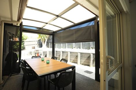 Photo of property in 9 Blue Heron Rise, Stanmore Bay, Whangaparaoa, 0932