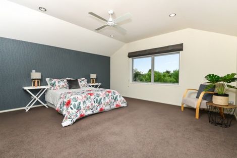 Photo of property in 5b Peninsula Point, Huntington, Hamilton, 3210