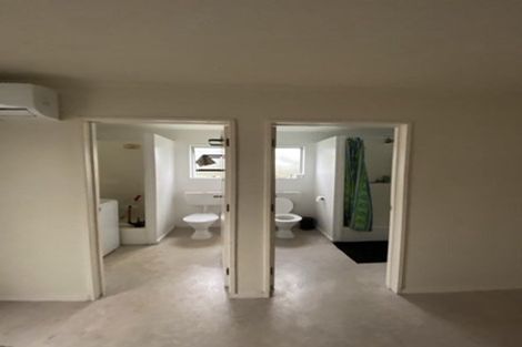 Photo of property in 11 Shamrock Lane, Te Atatu Peninsula, Auckland, 0610