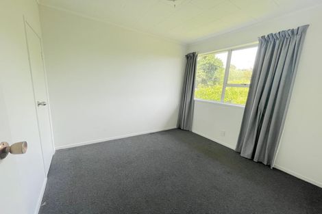 Photo of property in 2/50 Sikkim Crescent, Clover Park, Auckland, 2019