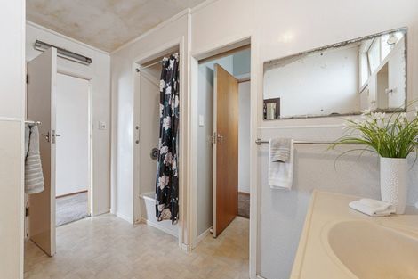 Photo of property in 5 Paynters Avenue, Strandon, New Plymouth, 4312