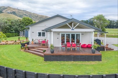 Photo of property in 245 Wallace Road, Koputaroa, Levin, 5571
