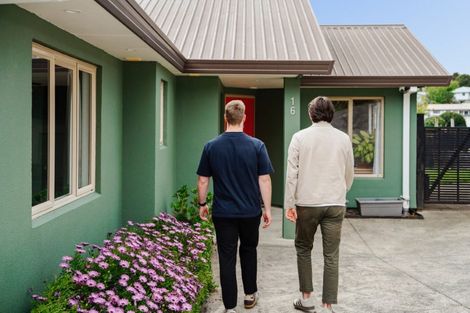 Photo of property in 16 Zachary Place, Welcome Bay, Tauranga, 3112