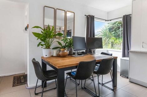Photo of property in 126a Osprey Drive, Welcome Bay, Tauranga, 3112