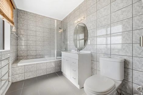 Photo of property in 169 Gills Road, Half Moon Bay, Auckland, 2014