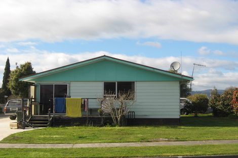 Photo of property in 70 Puriri Crescent, Edgecumbe, 3120