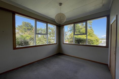 Photo of property in 105 Campbell Road, One Tree Hill, Auckland, 1061