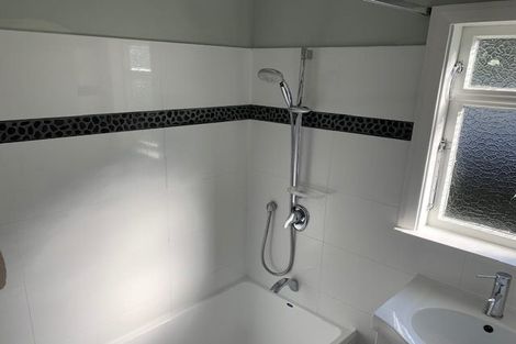 Photo of property in 28 Baroda Street, Khandallah, Wellington, 6035