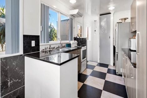 Photo of property in 93 Beaumonts Way, Manurewa, Auckland, 2102