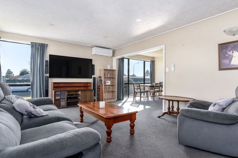 Photo of property in 13 Waitohi Street, Hornby, Christchurch, 8042
