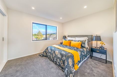 Photo of property in 24c Palmer Crescent, Silverstream, Upper Hutt, 5019