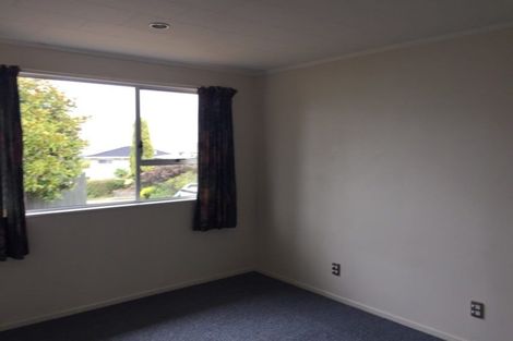 Photo of property in 5 Battersea Place, Richmond Heights, Taupo, 3330