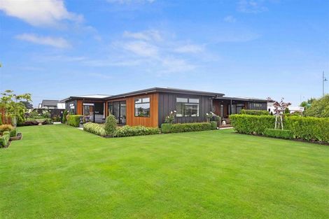 Photo of property in 71 The Esplanade, Pegasus, 7612