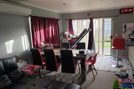 Photo of property in 4a Robert Skelton Place, Clendon Park, Auckland, 2103